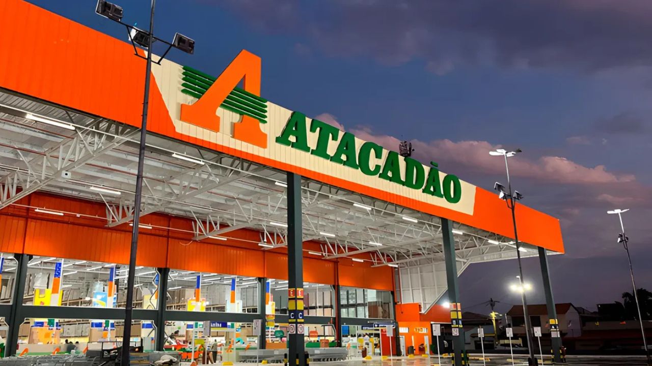 Vaga de Operador de Caixa no Atacadão: Como se Candidatar e Aumentar Suas Chances